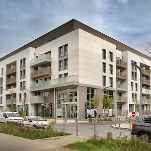 Domitys Calandra Appart hôtel Villepinte (Seine-Saint-Denis)